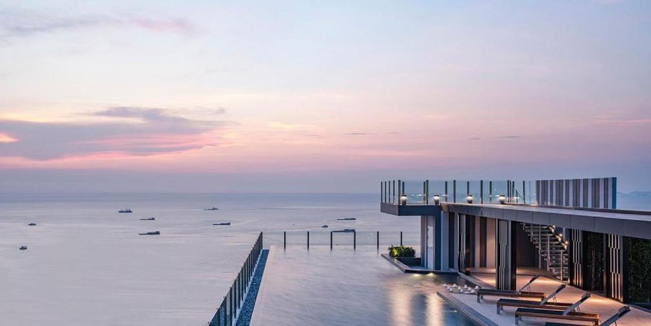 The Base Infinity Leilighet Pattaya Eksteriør bilde