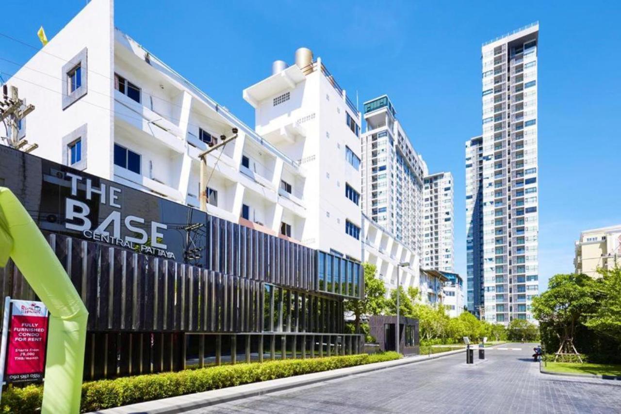 The Base Infinity Leilighet Pattaya Eksteriør bilde